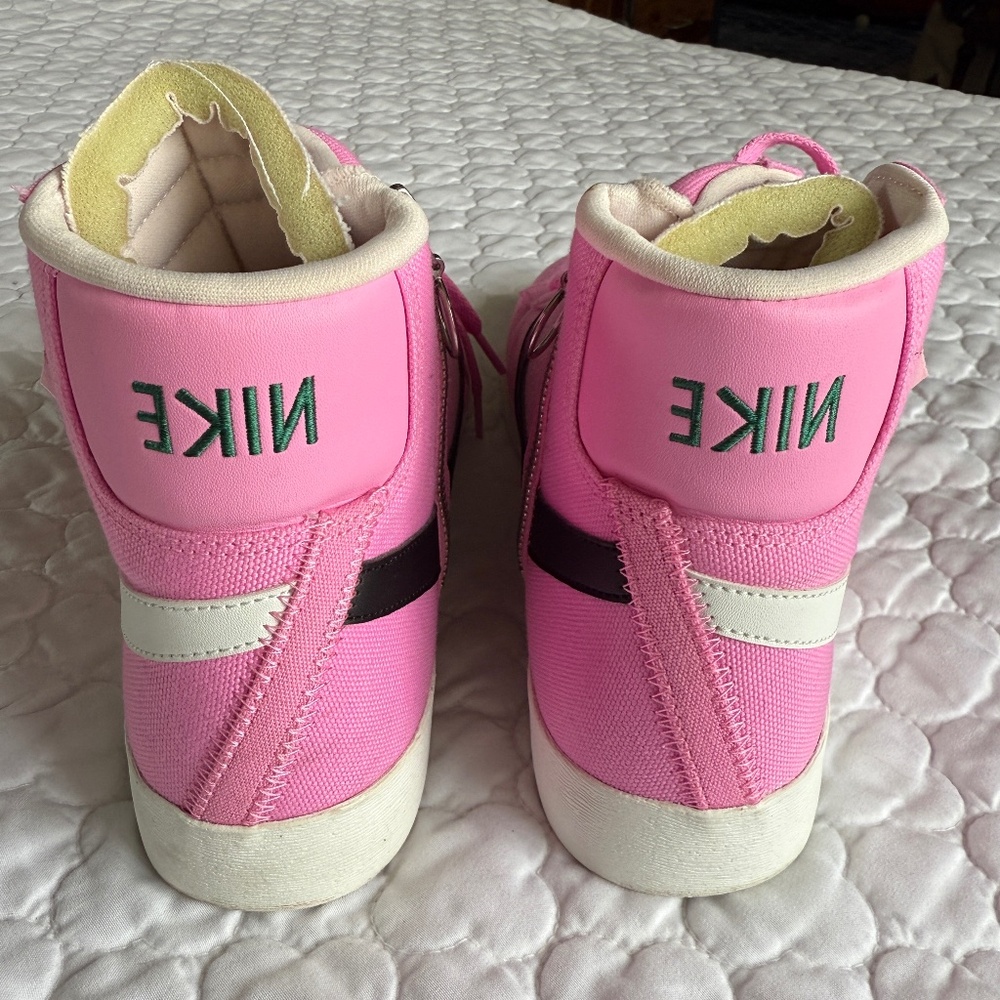 Nike Pink High-Top Sneakers - Picture 5 of 9